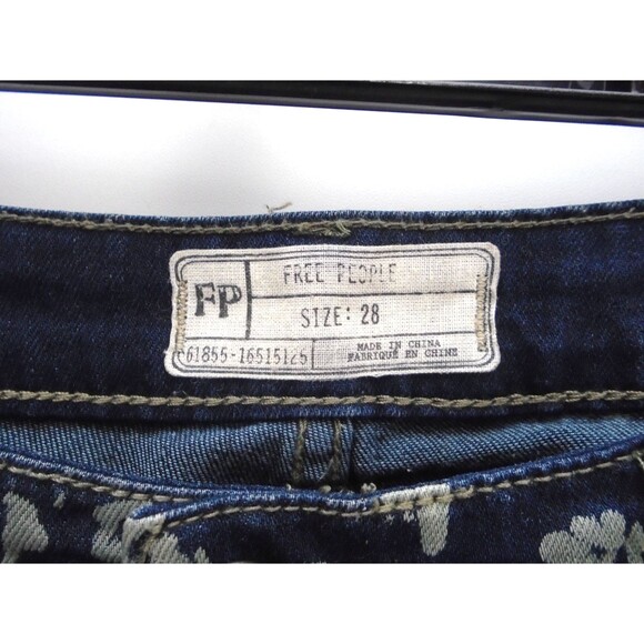 FREE PEOPLE MANTRA Bali Pattern Womens Size 28 (32x34) BELL BOTTON Flare Jeans - Picture 3 of 11